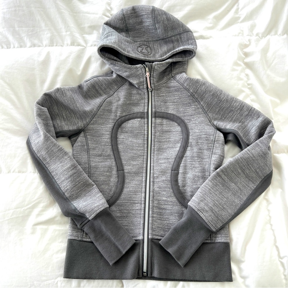 Lululemon original Scuba hoodie Size 4. Space grey
